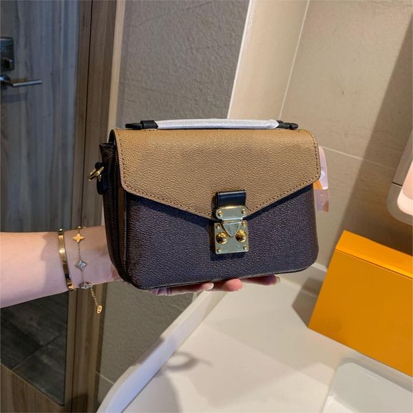 

luxury designer lady fashion handbags genuine leather geometric adjustable shoulder single shoulders bags classic timeless postman bag