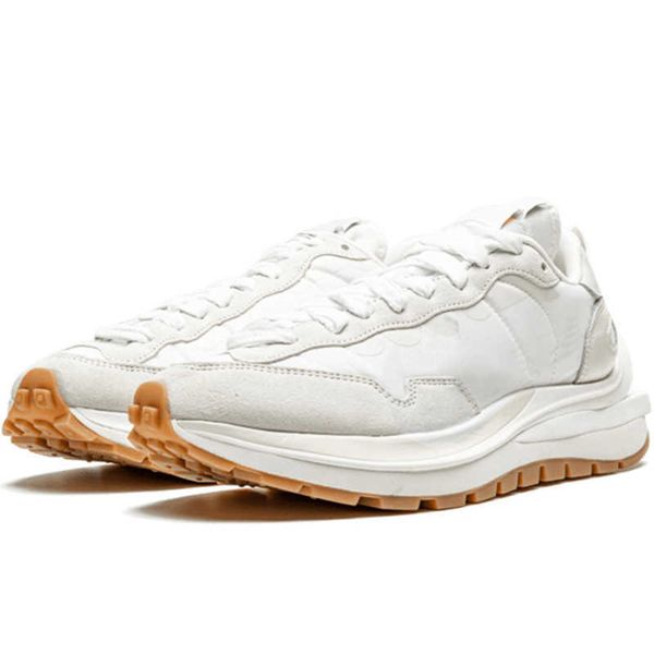 

designer outdoor roller shoes sneaker platform b22 basketballs shoe nake dunks sneakers men lndoor 7a jordens 11 tn riding walking for women