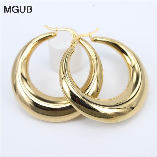 

hoop huggie style wholesale smooth exquisite big circle earrings for women girl wedding party stainless steel jewelry sl020 221119, Golden;silver