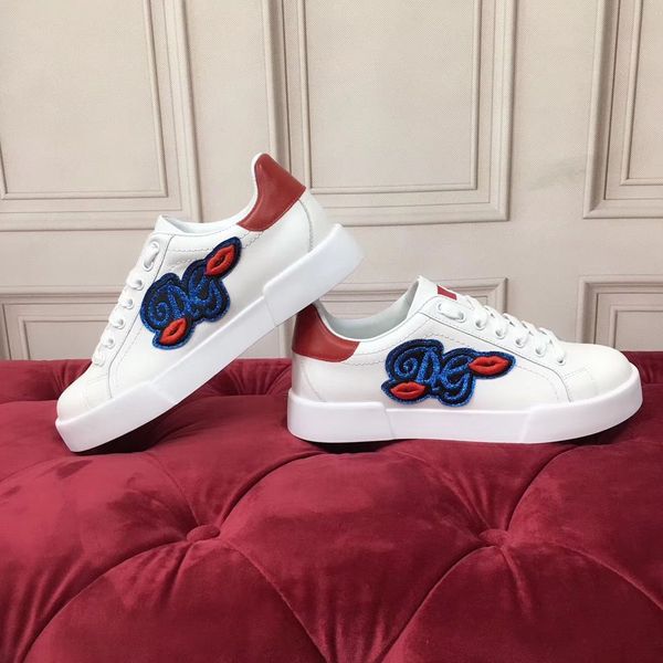 

2022c custom-made men's and women's graffiti hand-painted casual sneakers stylish versatile personality party shoes size 35-45 aas, Red;white