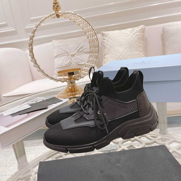 

2022 fashion men woman designer shoe women leather lace up platform oversized sole sneakers white black mens womens luxury velvet suede man