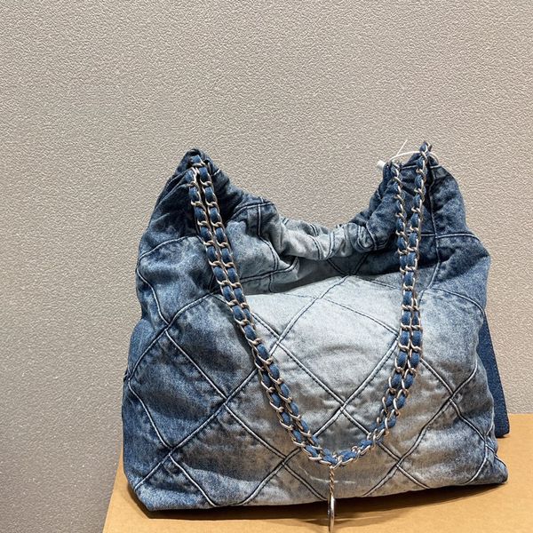 

womens classic quilted 22 shopping bags aged silver metal hardware matelasse chain shoulder handbags lareg cpacity outdoor sacoche designer