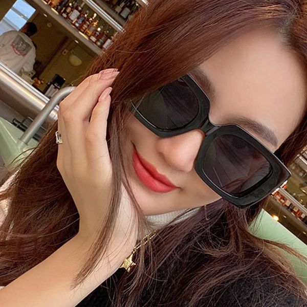 

2021 trend new personalized cat's eye box sunglasses women's large frame sunglasses, White;black