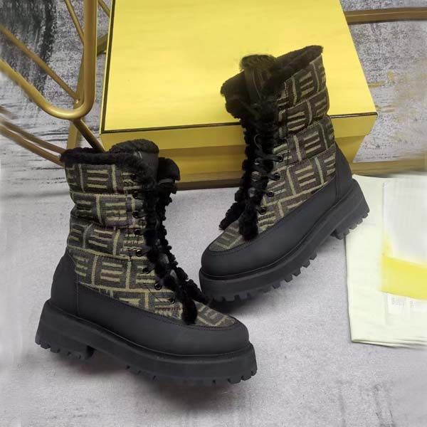 

luxury designer boots womens silk genuine leather letter embossed wool boot fashion winter flat bottom snowshoe 35-42 with box, Black