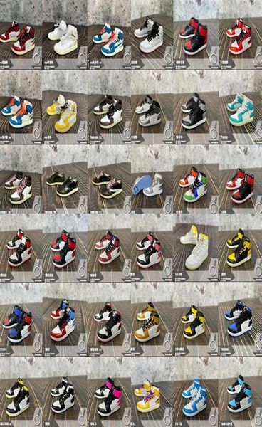 

new mini 3d stereo sneaker keychain woman men kids key ring gift luxury shoes keychains car handbag key chain basketball shoes key7553368, Silver