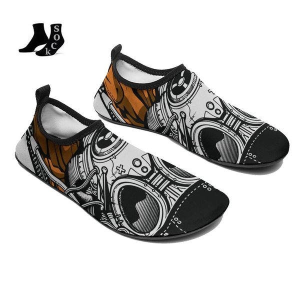 

2022 new canvas skate shoes custom hand-painted fashion trend avant-garde men's and women's low-board shoes yy8