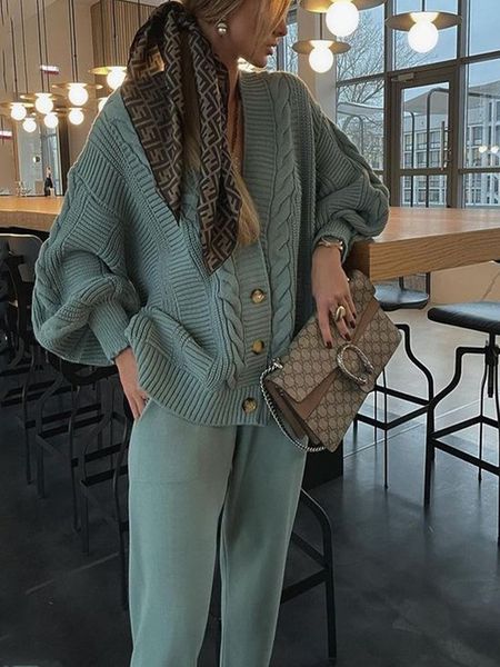 

women s two piece pants knitted suit for women leopard knit set long sleeve o neck sweater pullover casual winter trouser 2 sets 221119, White