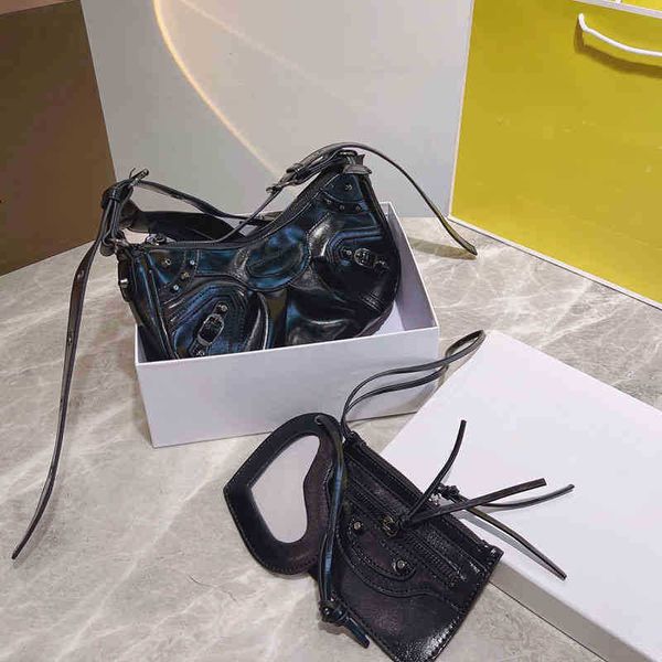 

balencaigabags motorcycle bag underarm shoulder bags leather handbag classic letter nails decor adjustable strap style rjw8