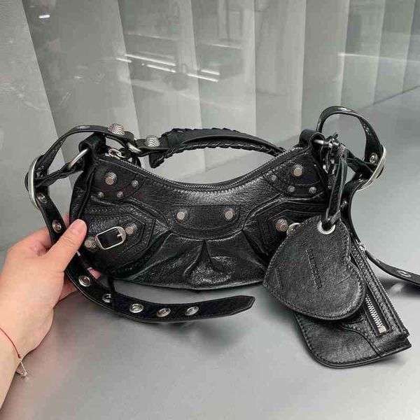 

balencaigahandbag used rivet locomotive bag lecagole shoulder bag three one sgcj