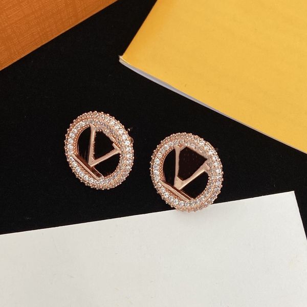 

classic letter earrings studs charm retro designer earrings women eardrops jewelry with gift box for party anniversary 945, Golden