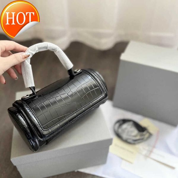 

women's luxury designer handbags 2023 new fashion boutique crocodile print hourglass cylinder tote bags texture leather portable should