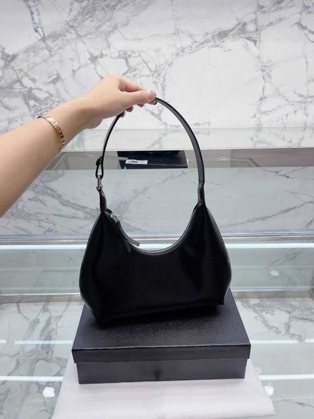 

classic black leather underarm bags fashion designer handbag women shoulder bag luxury crossbody bag zipper purse 2022 messenger
