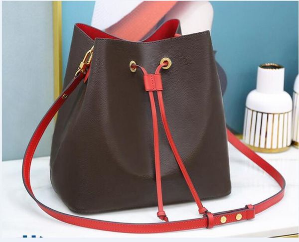 

sturdy stylish bucket bag drawstring closure handbags fashion cover lock small purses women's messenger bags