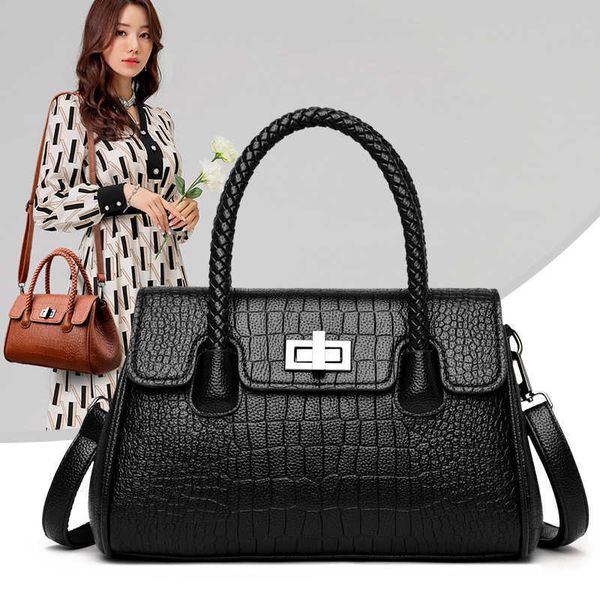 

designer bag european style hand fashion black wallet travel hand leather crocodile print lady shoulder luxury