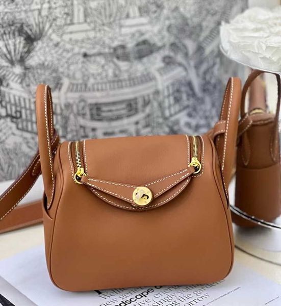 

sell designer bags on the swift head layer cow leather 19cm26cm lindys medicine small square one shoulder messenger doctor