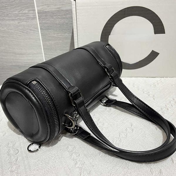 

designer bags shoulder totes women crossbody travel large capacity handbag lady fashion embossed cylindrical messenger bag