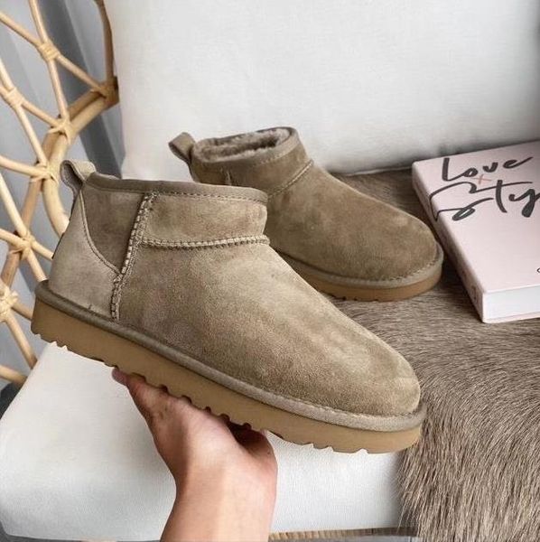 

australia mini platform boots brand new designer woman thick bottom ankle warm fur snow boot australian 2022 fluffy fuzz mule tazz slippers, Black