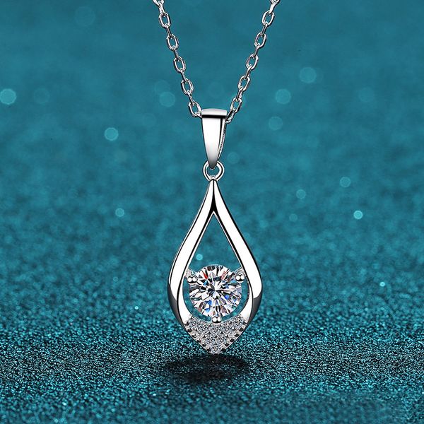 

pendant necklaces 925 sterling silver for women three claws 50 cents diamond water drop clavicle chain gift jewelry 221119