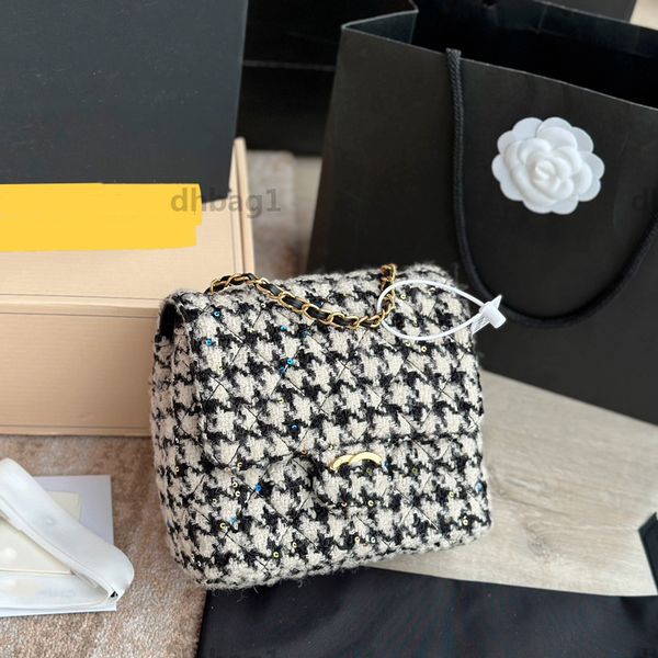 

22k designer square mini tweed flap bag metal chain single shoulder crossbody black white color combination luxury wallet card makeup handba