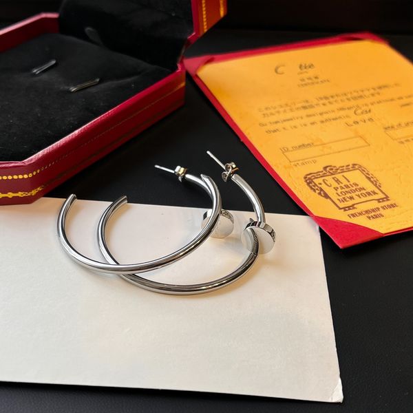 

fashion charm brand jewelry earrings popular women style silver plated earrings exquisite luxury design accessories romantic campus couple f, Golden