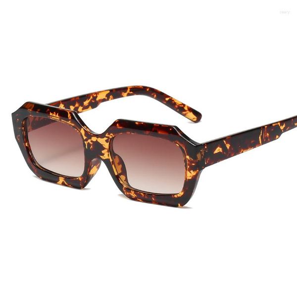 

sunglasses sunglasses retro fashion women and mens plastic sun glasses stylish street show decoration driving shades eyewear s21005, White;black