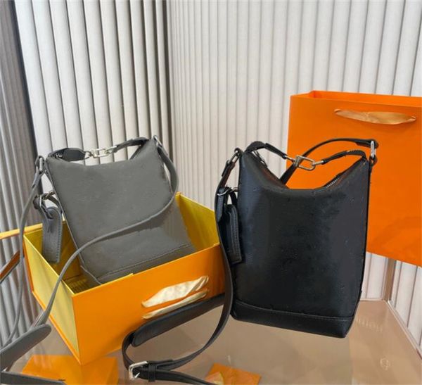 

hobo cruiser bag handbag designer men shoulder crossbody wallet rock climbing style leather monograms embossing messenger bags mobile phone