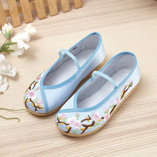 

first walkers kids cloth shoes for girls fashion floral flats children's traditional chinese performance show embroidery 221122