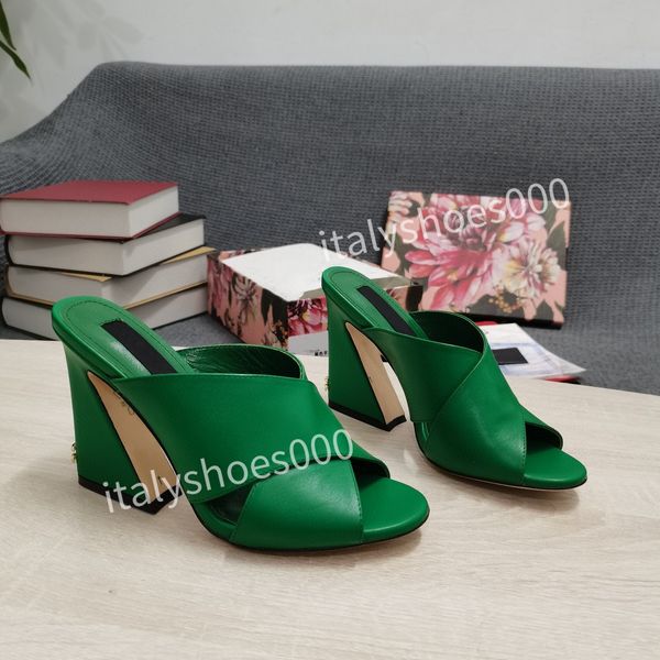 

2022 fashion zebra pointed toes mules sandals women spring summer high heels slippers white black pumps party dress shoes bn210301