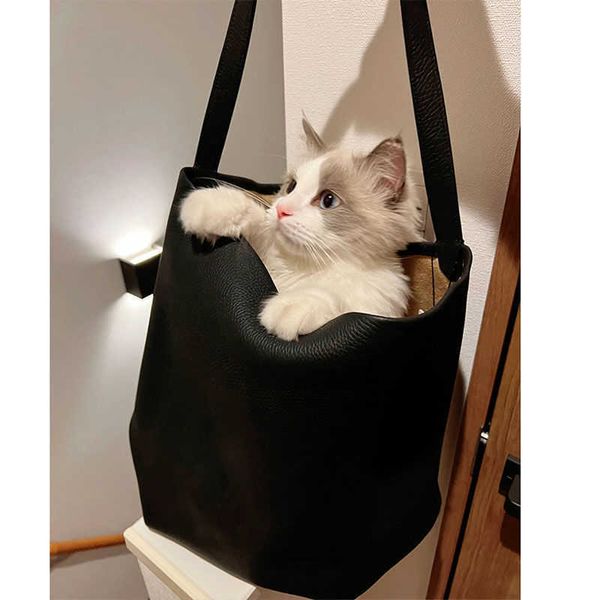 

classic the row cowhide bag the row 2022 new leather tote bag women's fashion leisure underarm bags large capacity one shoulder bucket, Black;red