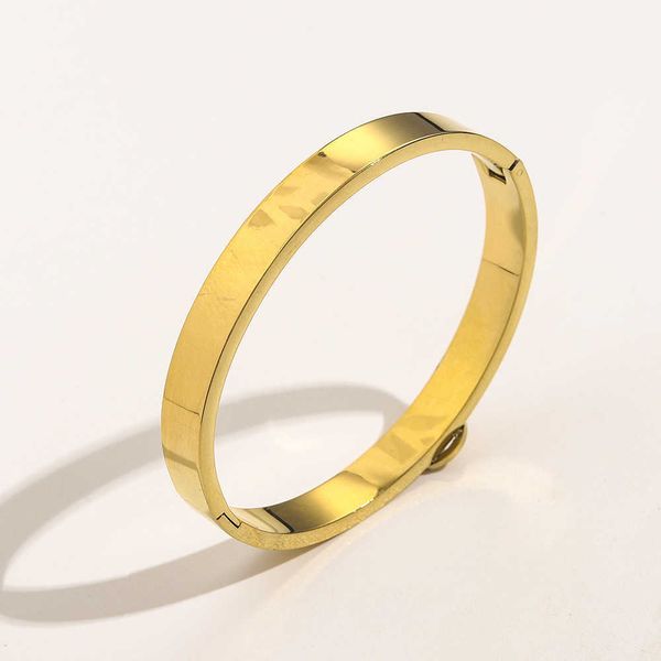 

2023 designer new jewelry double stainless enamel buckle women's ins titanium letter steel stamp bracelet, Black