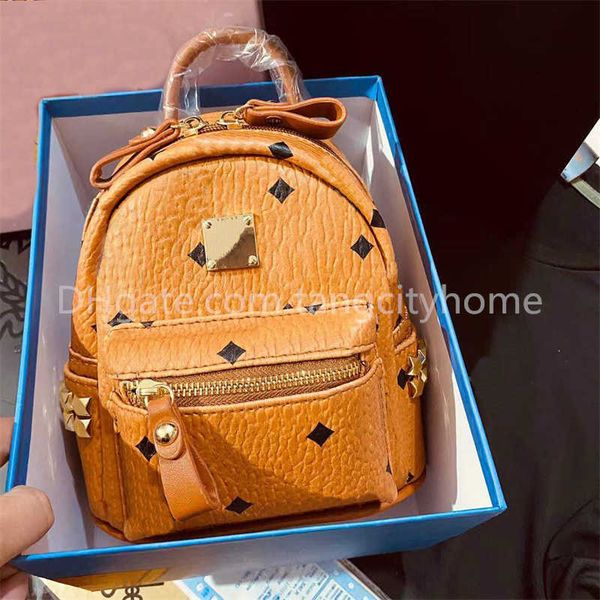 

designer mini mc puppy pendant backpack leather brand bags boys and girls school backpacks famous rivet print students bookbag evok