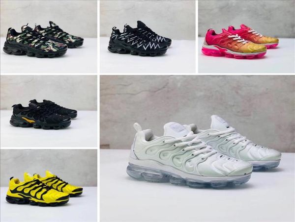 

2021 tn plus cushions running shoes sunset geometric triple black white grey red silver mens womens sports kids designers sneakers7620197