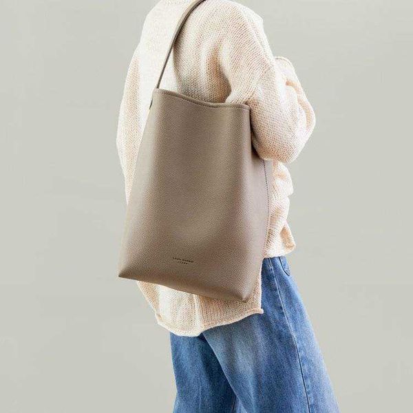 

designers women bags luxurys the row tote crossbody leather bucket half moon bag crescent underarm shoulder purse j9yv gcg5