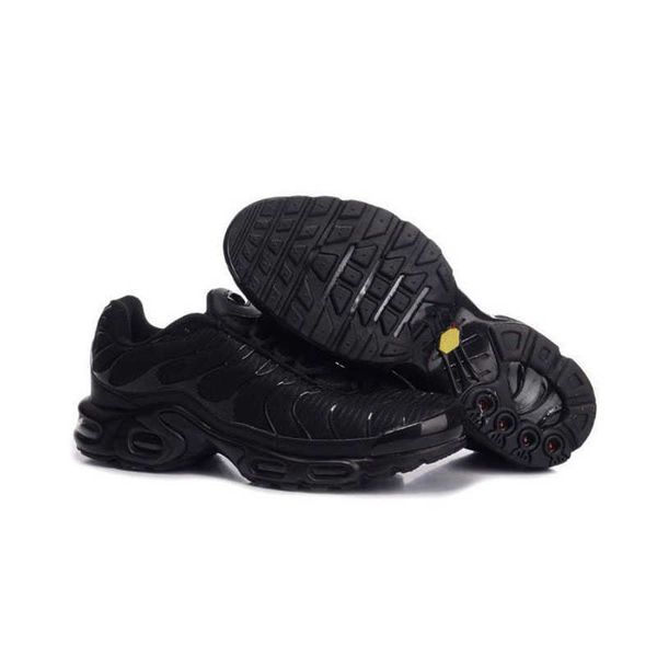 

dunks sb running shoes mens trainers breathable sneakers triple black white blue red runners tn pus mens womens size 4045 etvj
