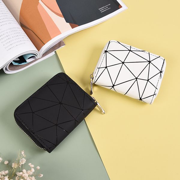 

dhl50pcs wallets women pu prismatic prints large capacity multifunctional positions short credit card holder, Red;black