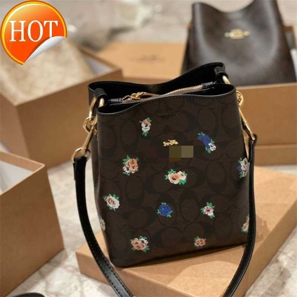 

designer luxury women bag coch handbag fashion inclined shoulder bags cc versatile purses cochs totes large capacity saddle coal wallet 7a q