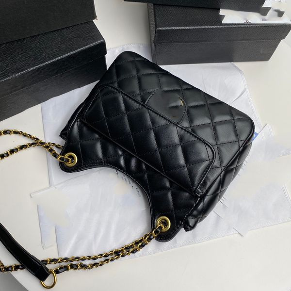 

single shoulder bag, women's bag, casual and fashionable, solid leather chain handbag, crossbody bag, black zipper opening and closing