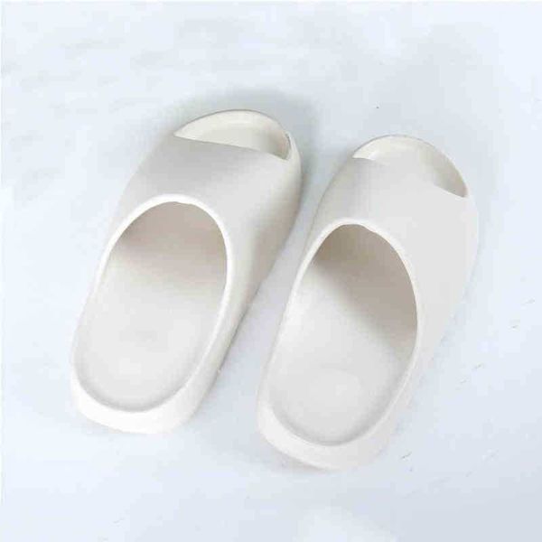 

slides yeesys kanyes foam slippers rubber 2022 with tag men women flip flops desert sand bone resin beige earth brown fashion trainers, Black