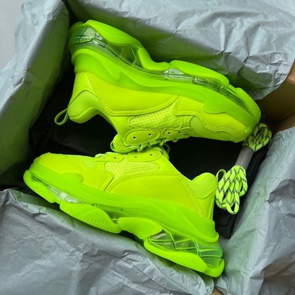 

retro casual shoes designer womens men triple s sneaker platform shoes luxury clear sole in black white red grey pink green blue orange s at