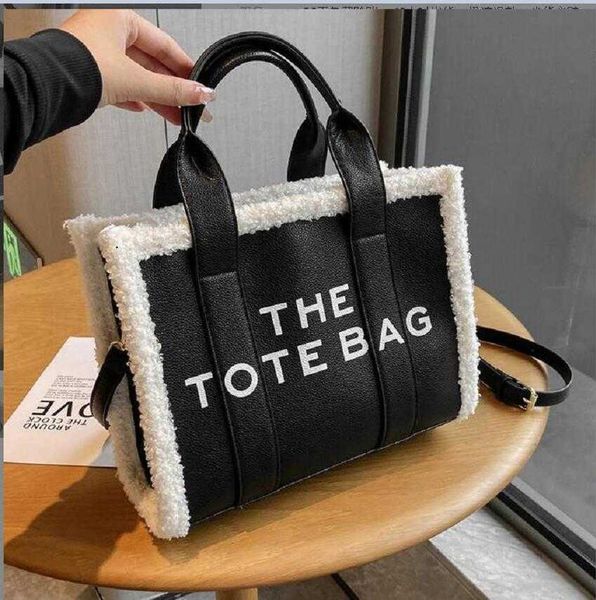 

designer luxury fashion marc the tote bag leather versatile women small bags vintage marcjacobs handbags multicolour wallet 7a zhouzhoubao12