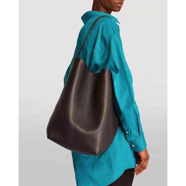 

luxury the row female bags small and 2022 new tote bucket large capacity shoulder portable real learjx03