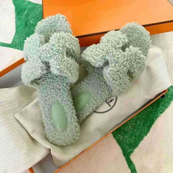 

dsigner her women net slippers slipper teddy red bear sandal shoes oran designer 2023 furry lamb winter wool fur one piece flat bottom outer