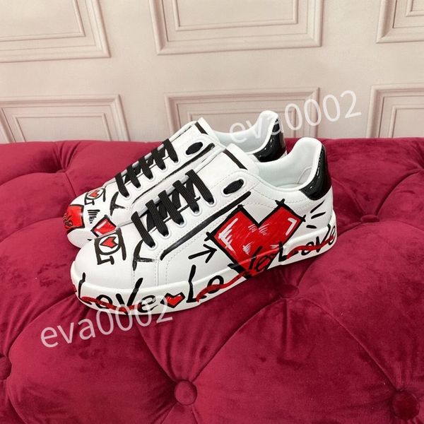 

2023 ladies designer shoes luxury mens fashion boots genuine leather made waterproof platform non-slip wear resistant outdoor women boots hc, Black