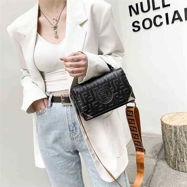 

bags sale purses new broadband small square women's retro port style sling one shoulder versatile messenger bag