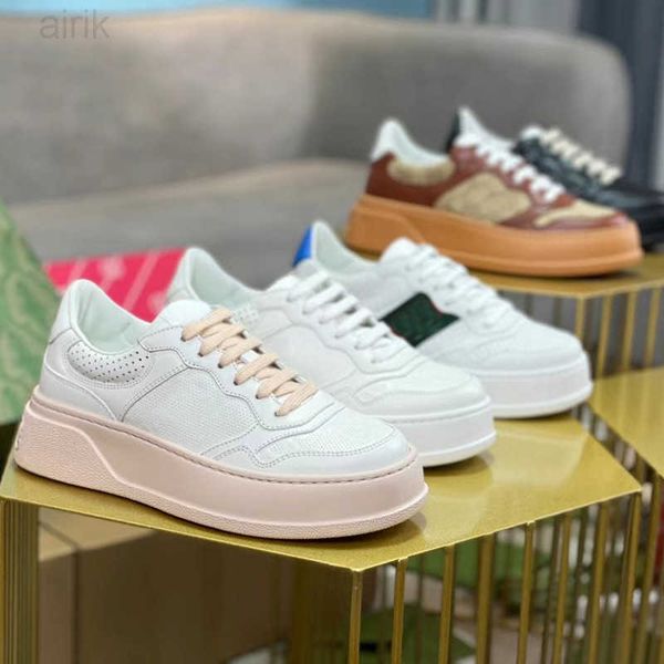 

retro embossed sneakers women men designer shoes motif leather sneakers lace-up platform casual shoes green and red flat canvas size, Black