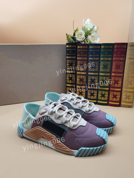 

2023 mens italy bee casual shoes women white flat leather shoe green red stripe embroidered tiger snake couples trainers des chaussures bn22, Red;white