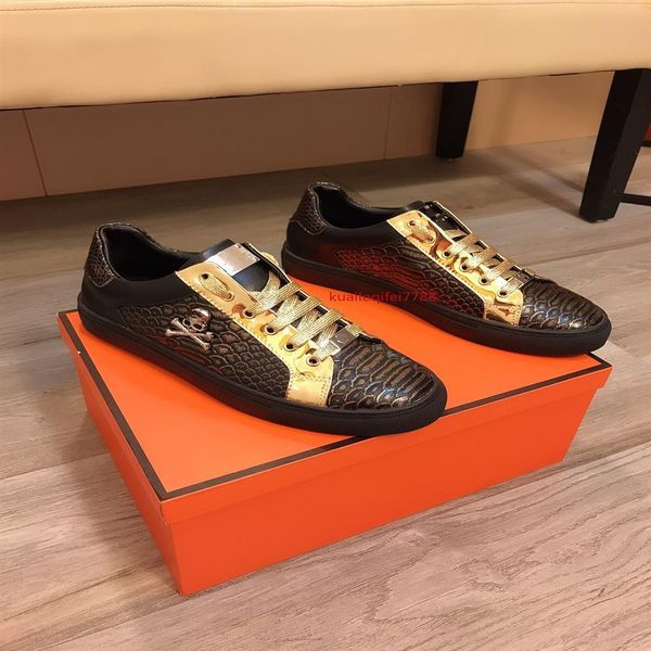 

2021 new's sneakers fashion women men shoes casual luxury designer sports shoe's low leather crocodile print party v3051, Black;red