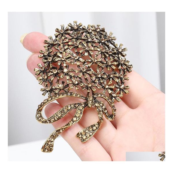 

pins brooches big vintage color flower brooches women alloy crystal weddings banquet party brooch pins gifts drop delivery jewelry dhdke, Gray