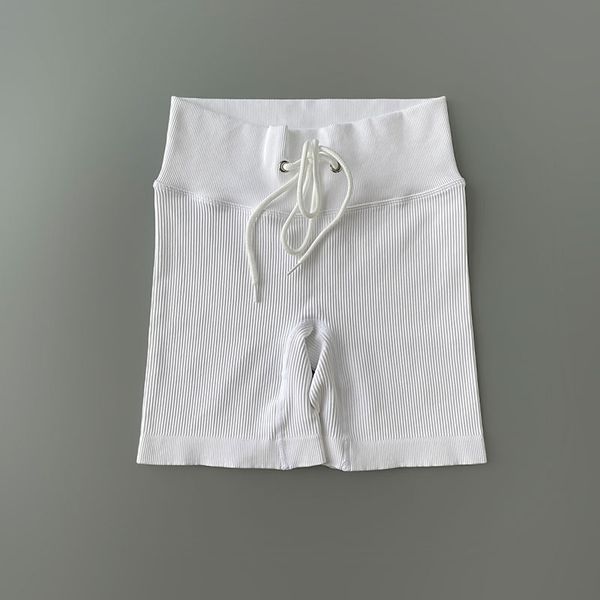 c4(shorts white)