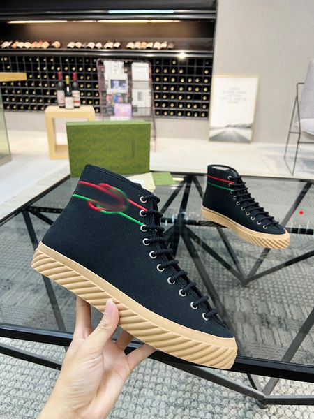 

2023 man sell boots classic gandu combine merge mens snow short men keep warm boots with card dust bag tag winter designer ankle booties siz, Black